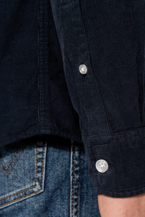 Chemise manches longues en velours homme – Image 7